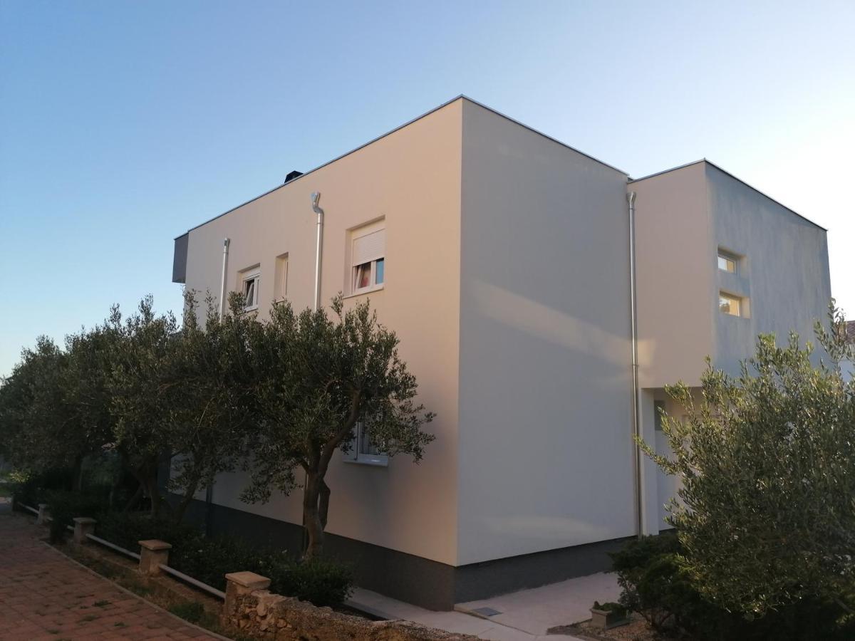 Apartments Lota Starigrad Paklenica Ngoại thất bức ảnh