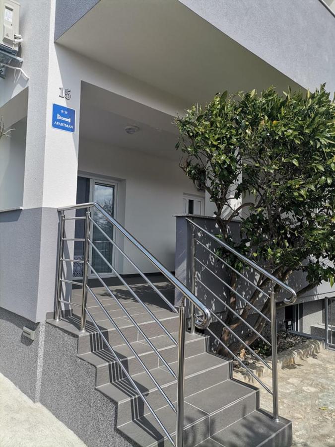 Apartments Lota Starigrad Paklenica Ngoại thất bức ảnh